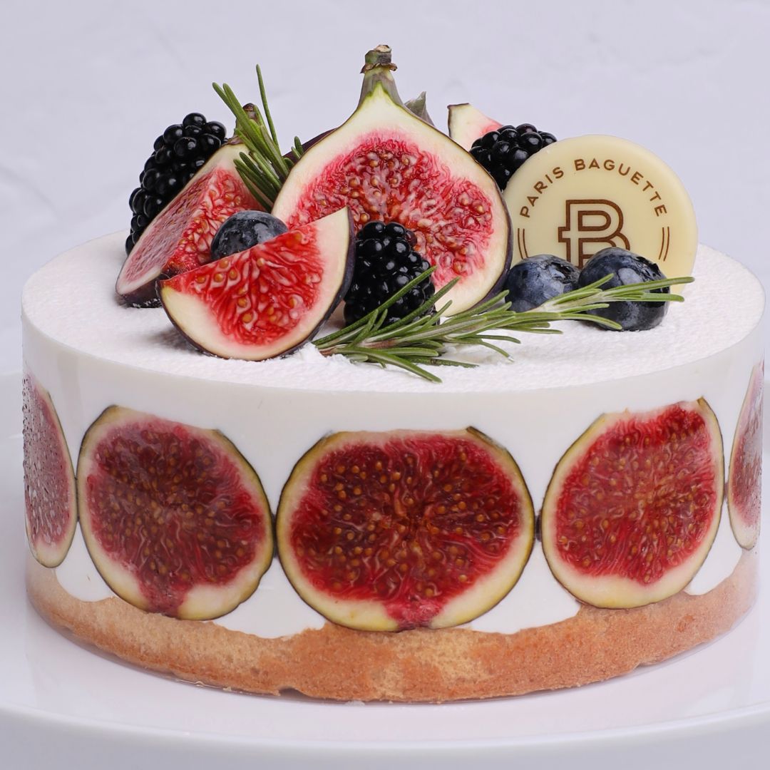 NEW Seasonal Fig Cake